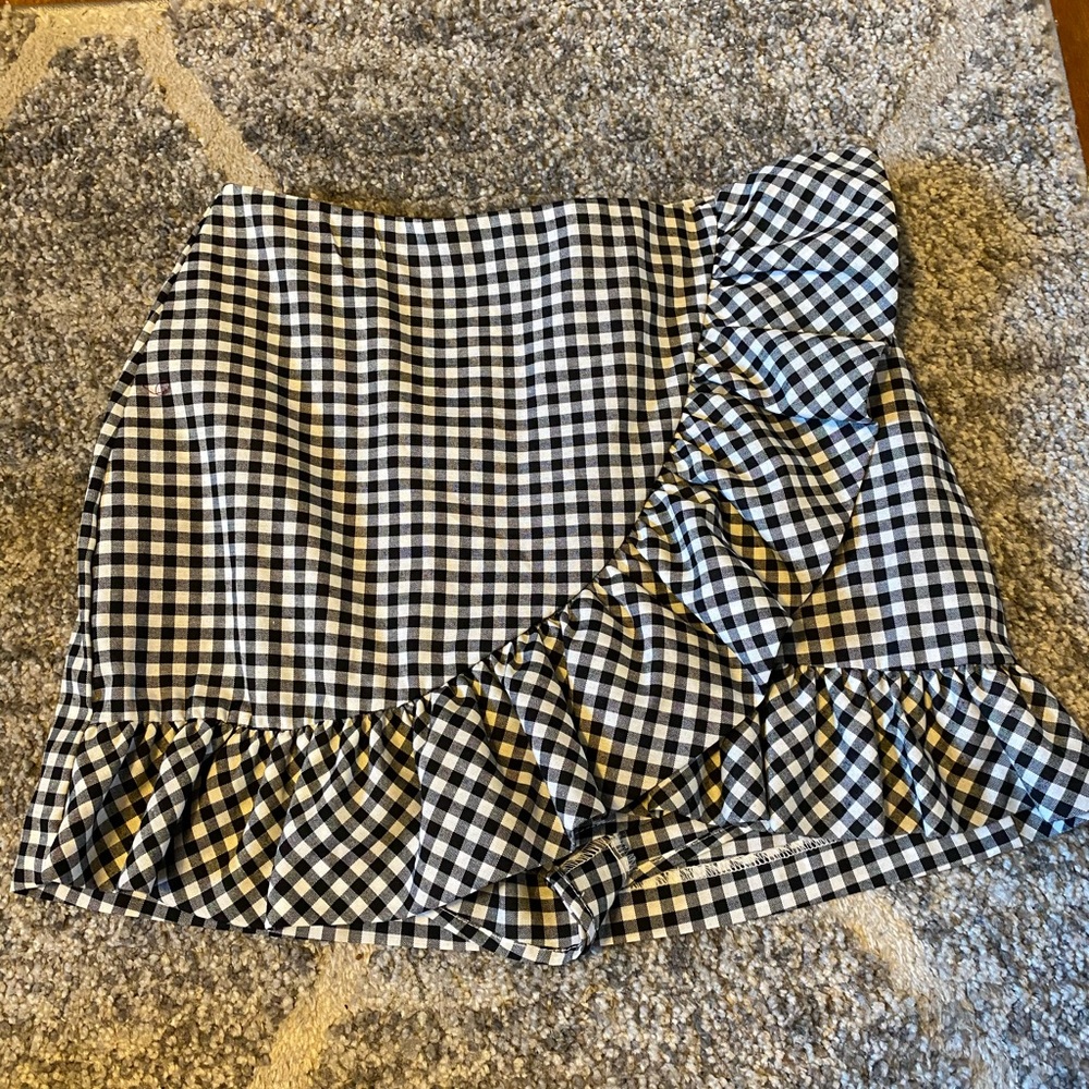 Forever 21 gingham skort